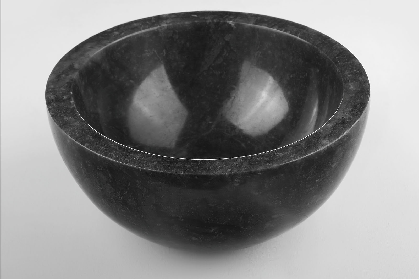 Nero Mini fontein waskom van zwart marmer, ronde waskom met diameter 20 cm en hoogte 12 cm - alternate view