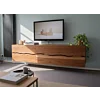 Zwevend TV-meubel van massief eiken met boomstamlook