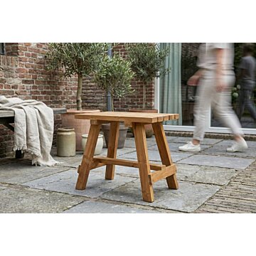 Teakhouten krukje Slates van hergebruikt teak, compact zitmeubel met formaat 50x30x45 cm