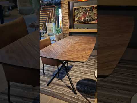 Notenhouten eettafel Vissegraad | N-poot onderstel - alternate view