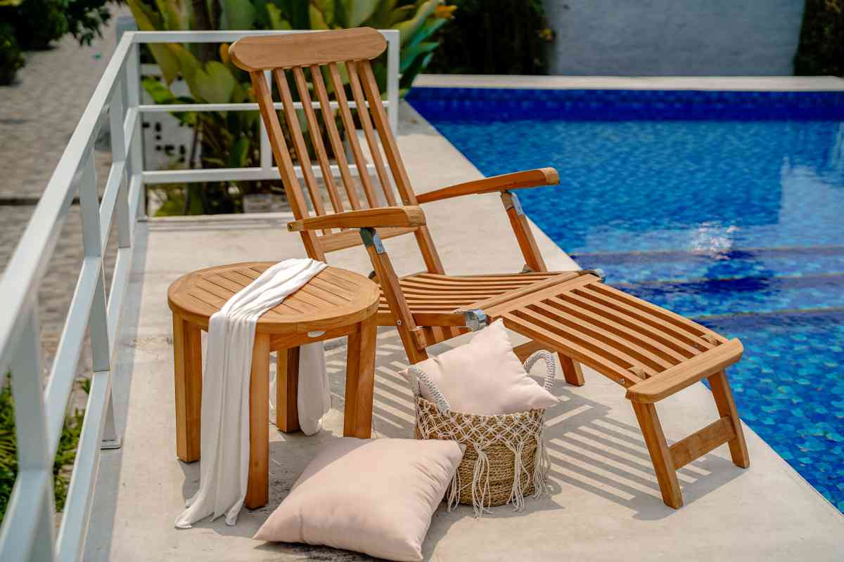 Deckchair ligbed teakhout met wielen | Teakea.nl - view 4